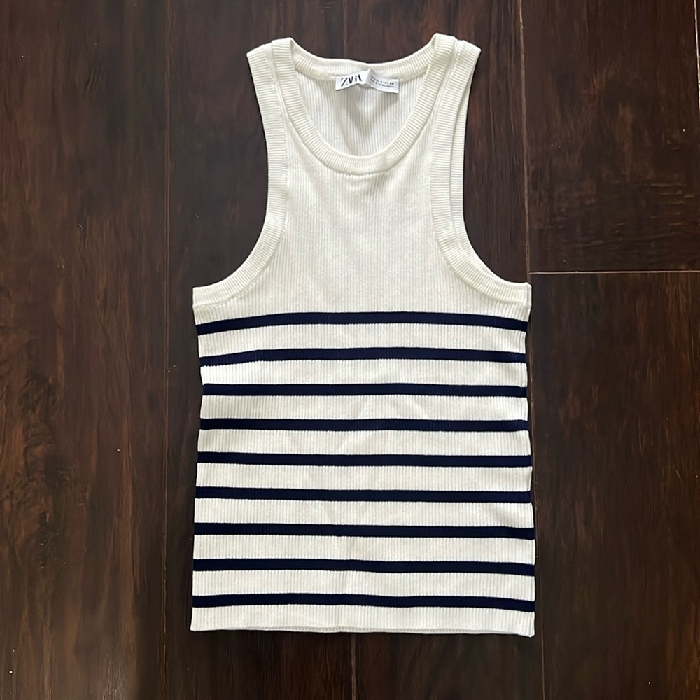 Zara basic tank top stripes size S essentiall